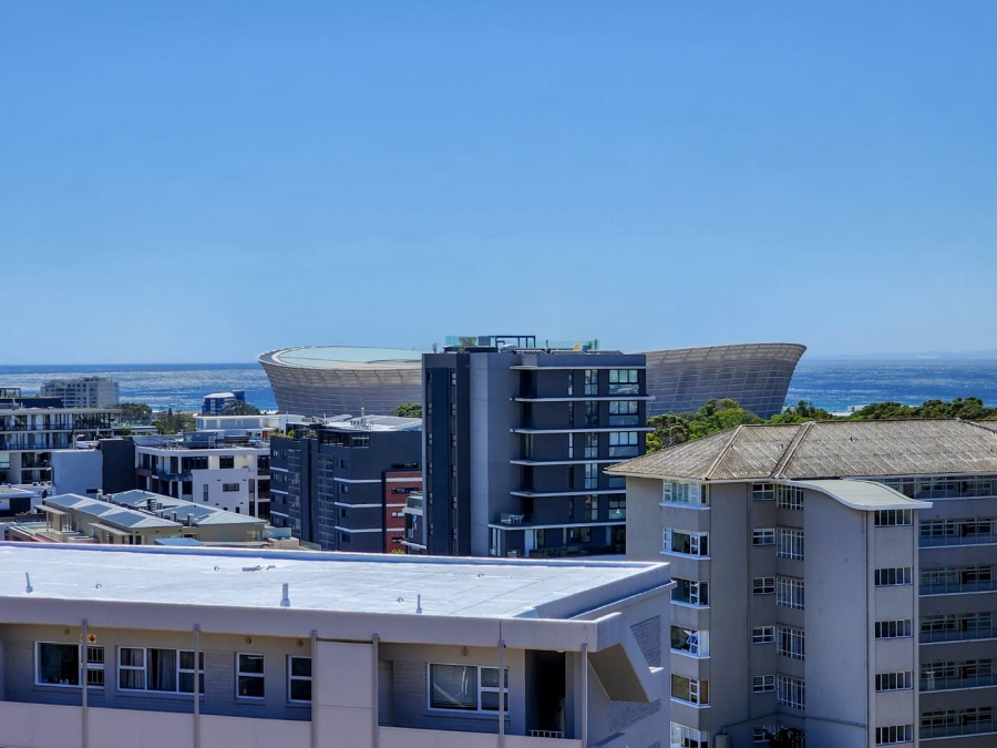 1 Bedroom Property for Sale in Green Point Western Cape